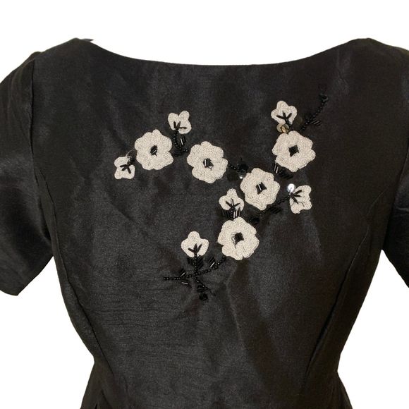 eSkahti | Quincy Dupioni Black Floral Lined Midi Length Dress Size Small - Picture 5 of 7